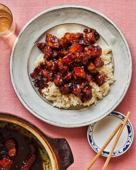 Erchen Chang's Tasty Recipes for Taiwanese Braised Pork Belly and Fried Daikon Cubes