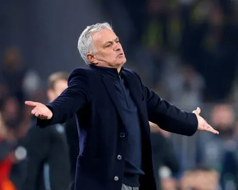 Benfica Involved in Negotiations to Hire José Mourinho After Sacking of Lage