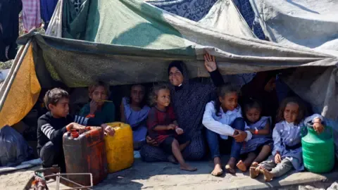 Cataclysmic Crisis within the Gaza Strip as Military Tanks Push Forward