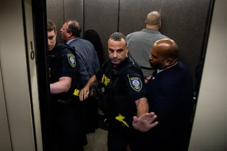 New York Officials Taken into Custody After Blocking Ice Access to Government Building